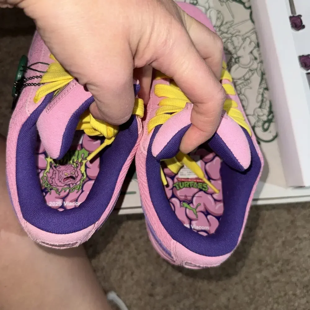 Size 5.5 - Teenage Mutant Ninja Turtles x Puma Suede XL 2 Big Kid Krang LEP